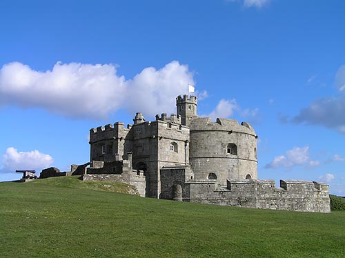 Pendennis Castle thront über der Bucht von Falmouth.
