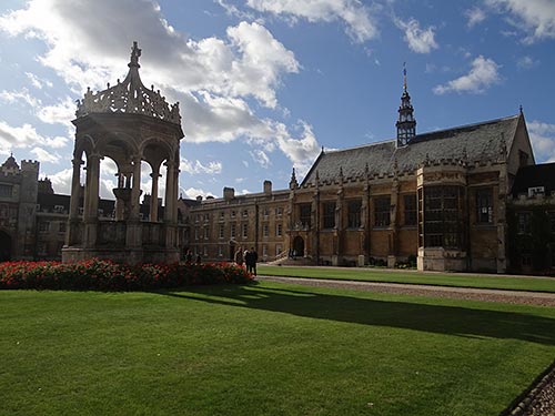 Die altehrwürdigen Gemäuer der Universität von Cambridge