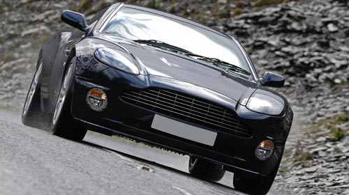 Aston Martin Händler in der Nähe finden