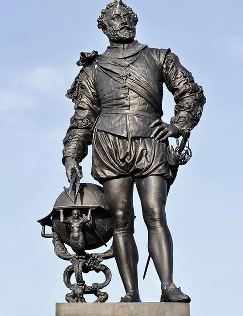 Sir Francis Drake - Traditionelle Englische Unterkünfte buchen und genießen
