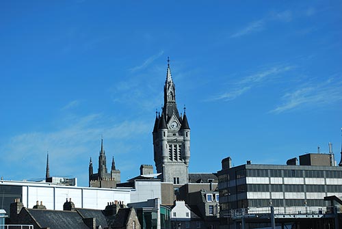 Die Skyline von Aberdeen, der Granite City